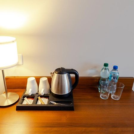 Hit Apartments Warsawa Bagian luar foto