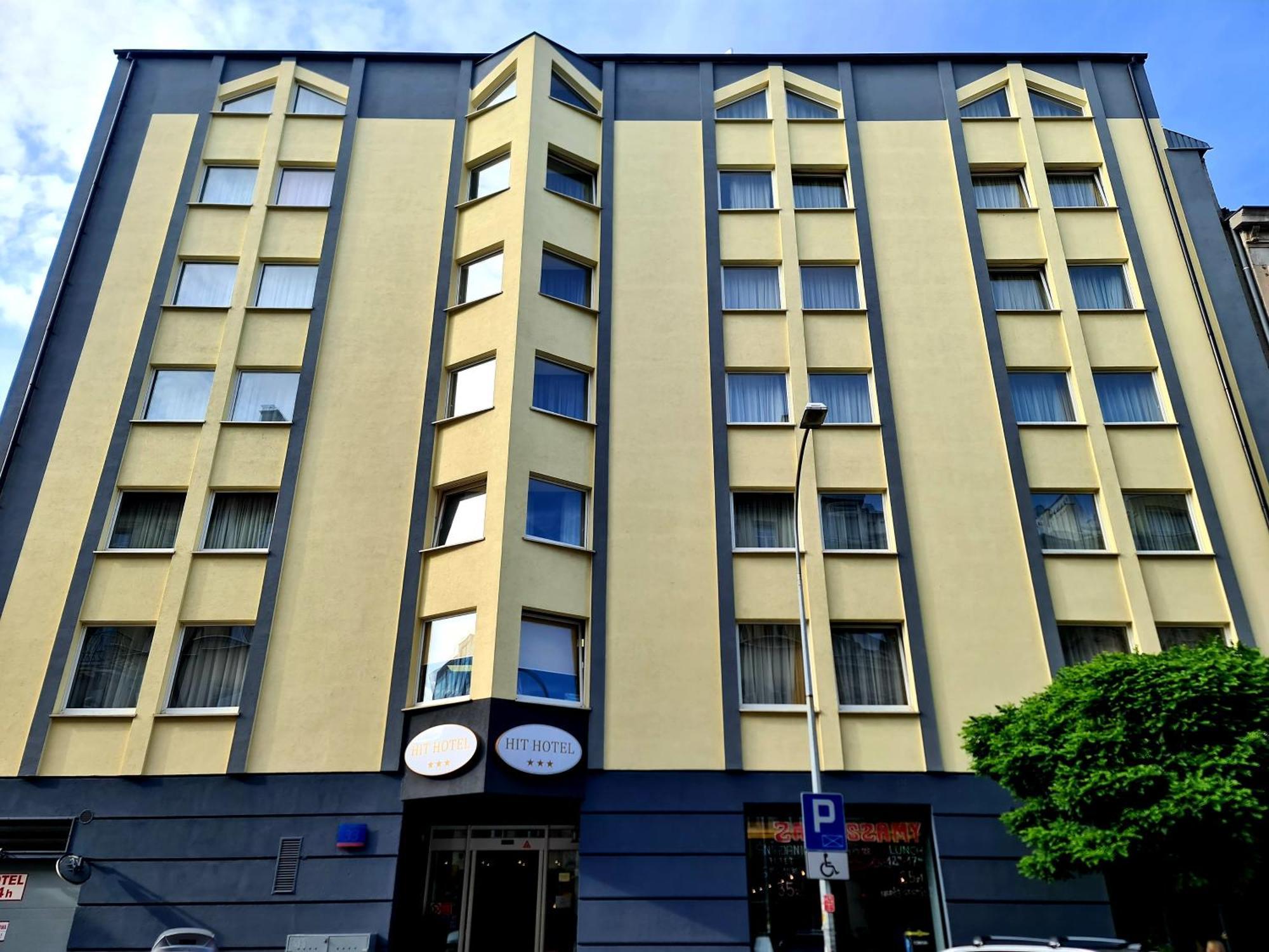 Hit Apartments Warsawa Bagian luar foto