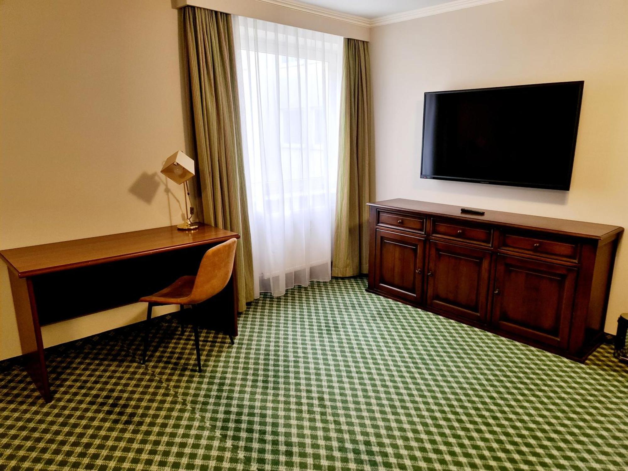 Hit Apartments Warsawa Bagian luar foto