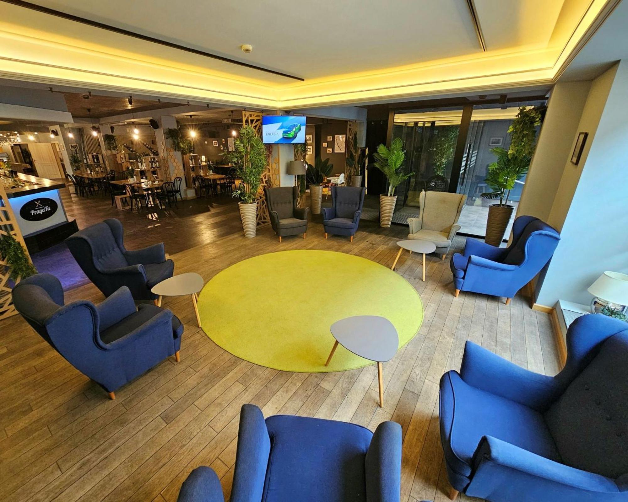 Hit Apartments Warsawa Bagian luar foto