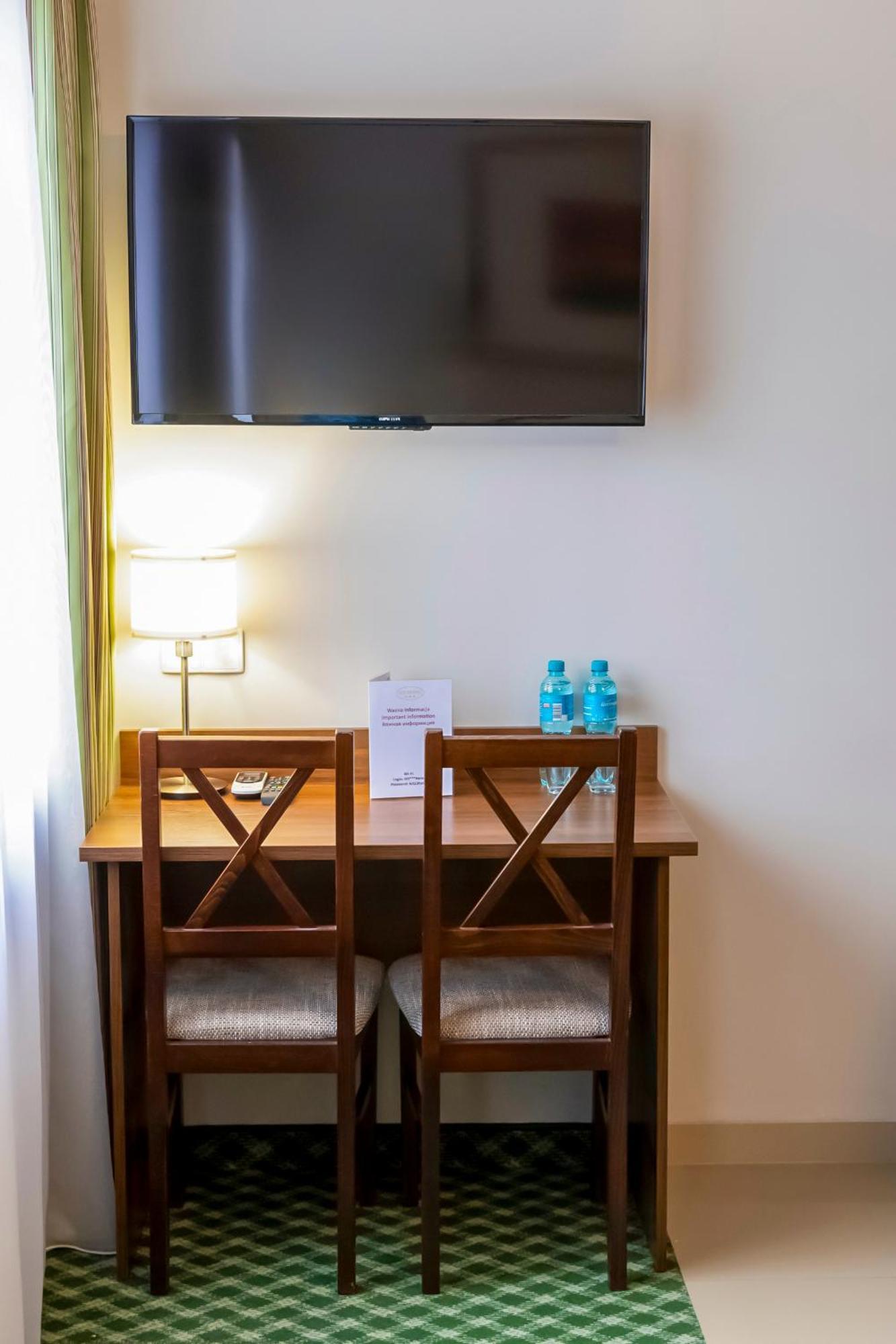 Hit Apartments Warsawa Bagian luar foto