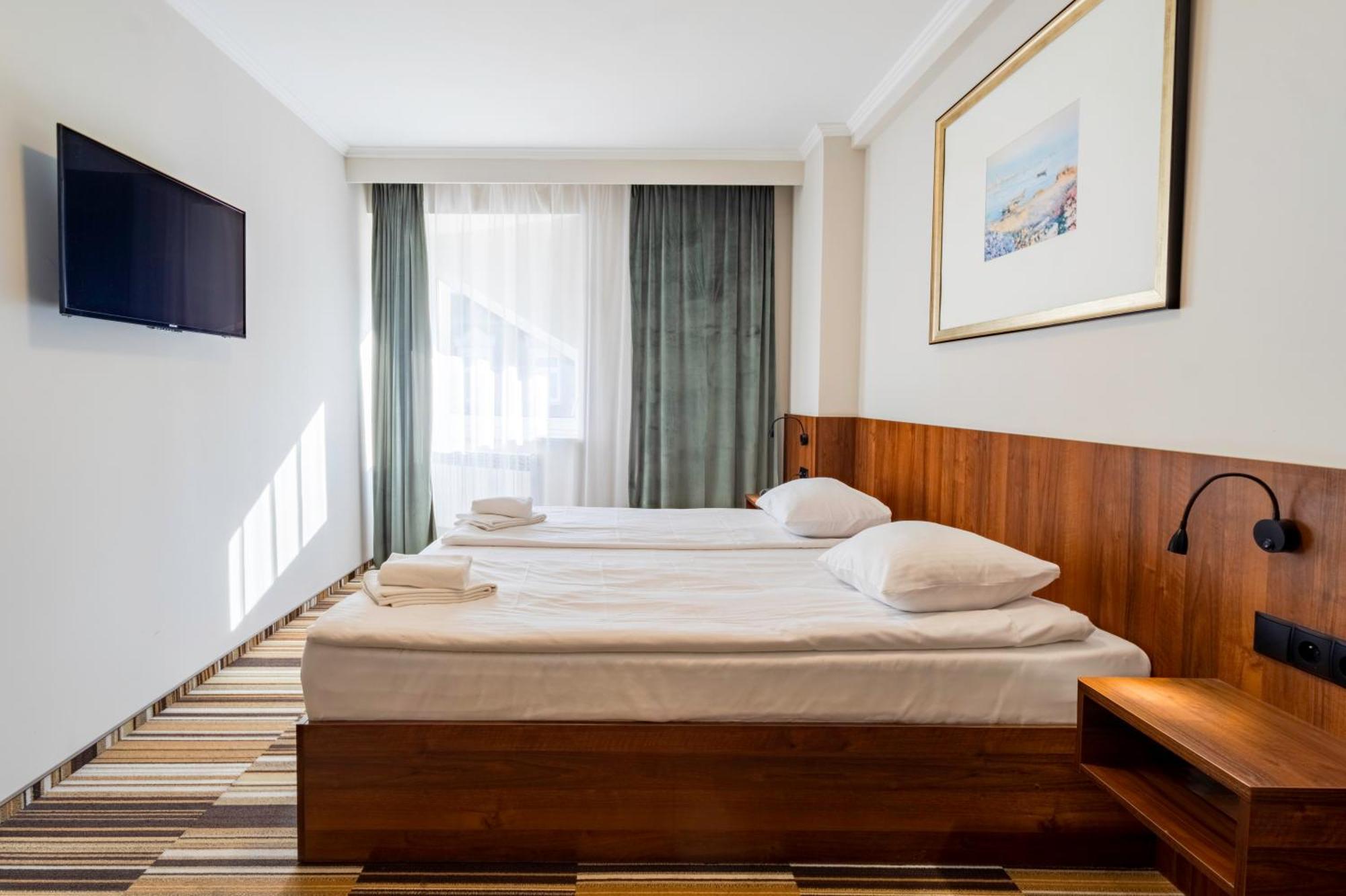 Hit Apartments Warsawa Bagian luar foto